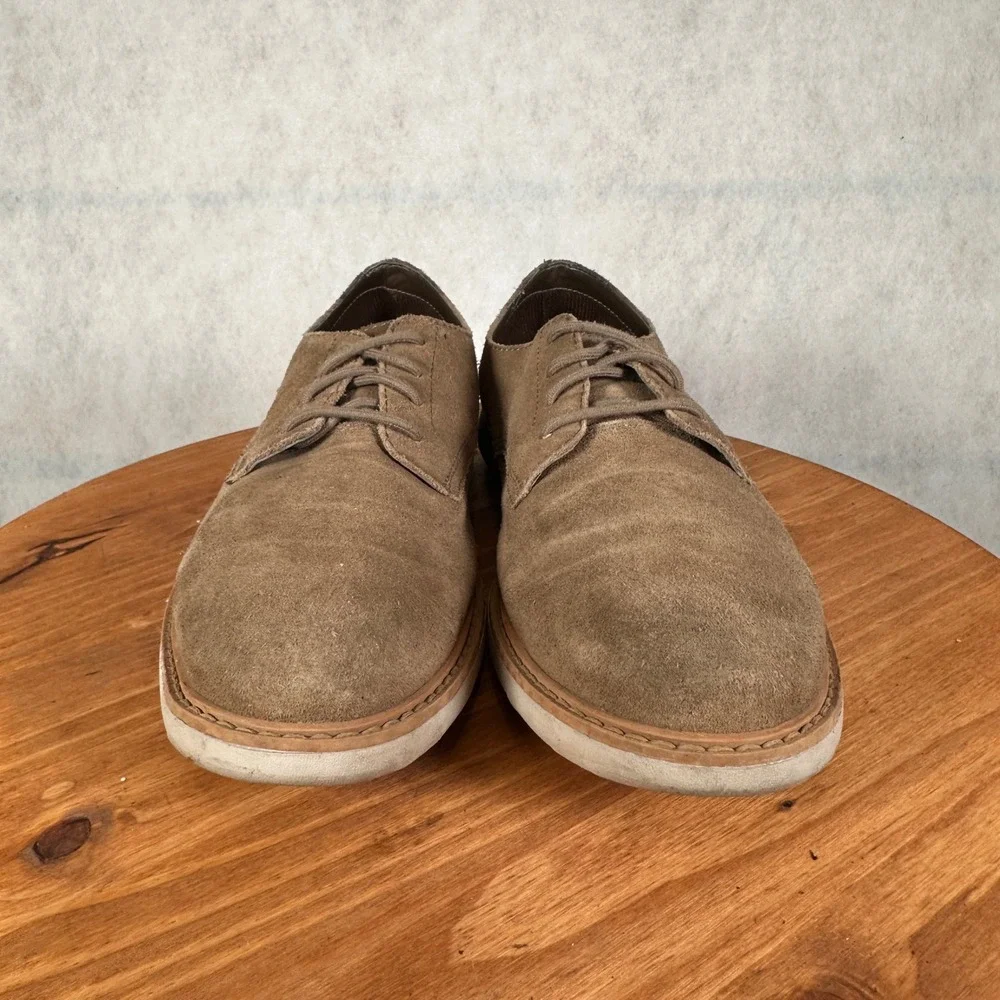 Clarks Suede Derby Shoes Mens 9 Tan Good Ultimate Comfort Lace Up 261496357080